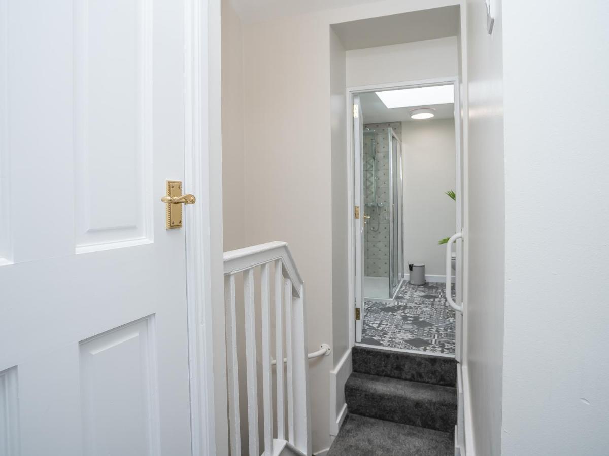 The Views Townhouse Villa Newcastle  Exterior photo